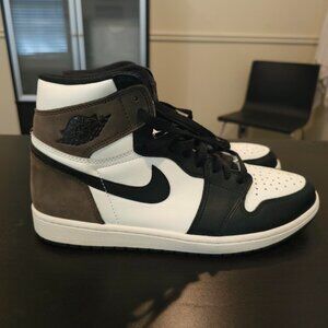 Jordan 1 Retro Hi Mocha